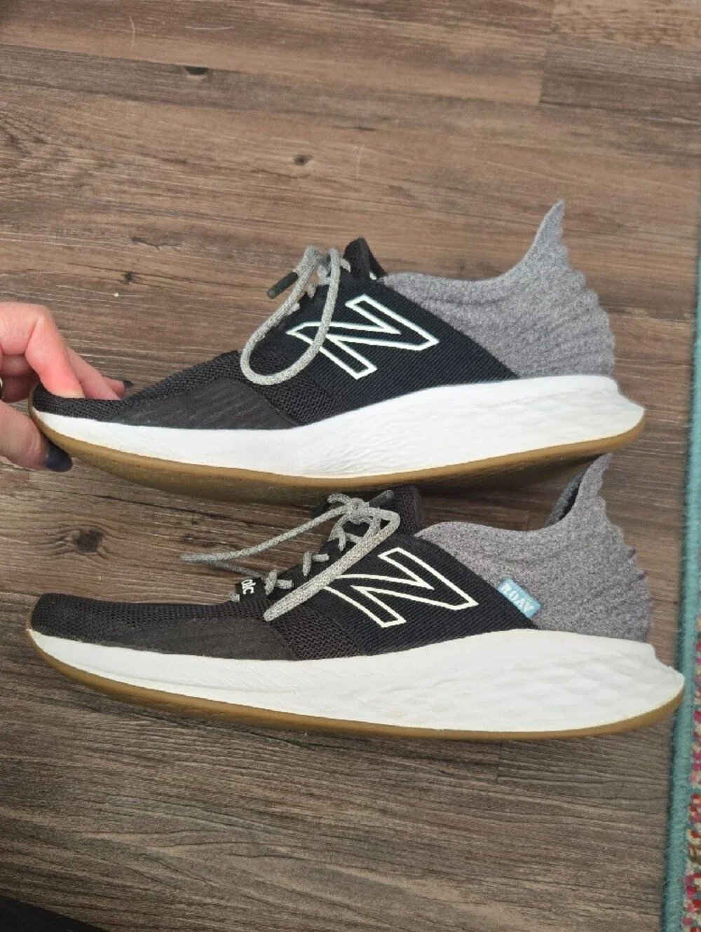New Balance Men's Size 10 Fresh Foam Roav Black & Gray Athletic Running Shoes